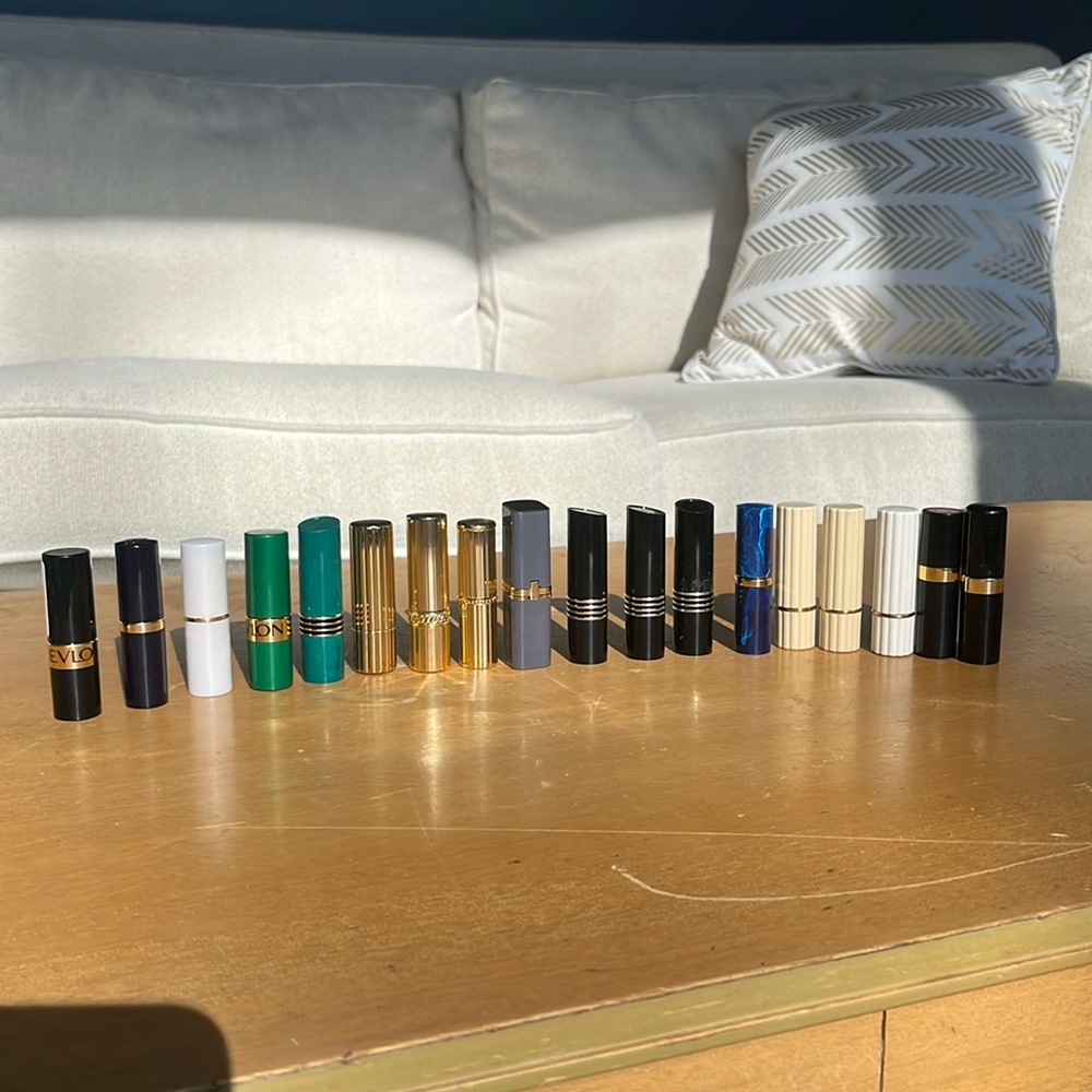 19 lip sticks reckon Estee louder, L’Oréal